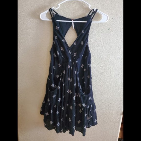 Free People Black Floral Babydoll Open Bac…